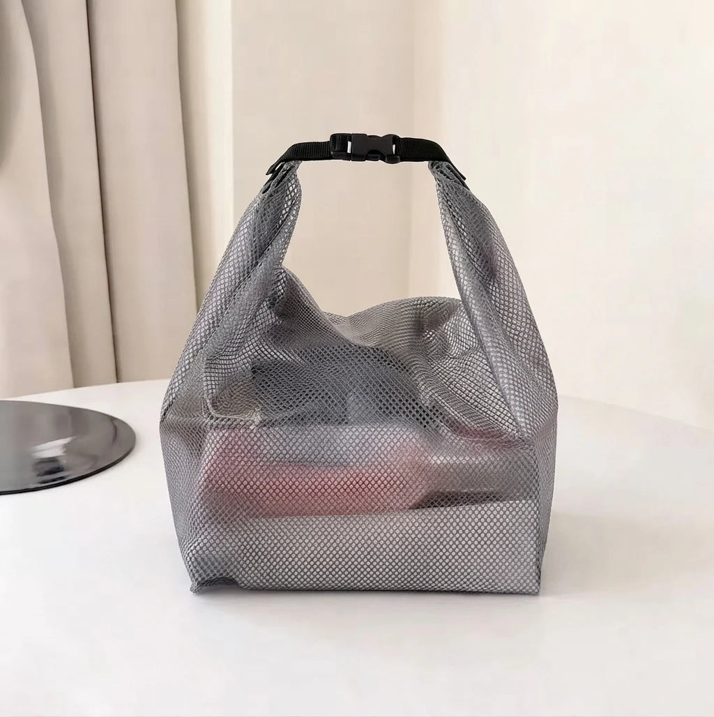 Trousse de toilette en maille imperméable noir L 