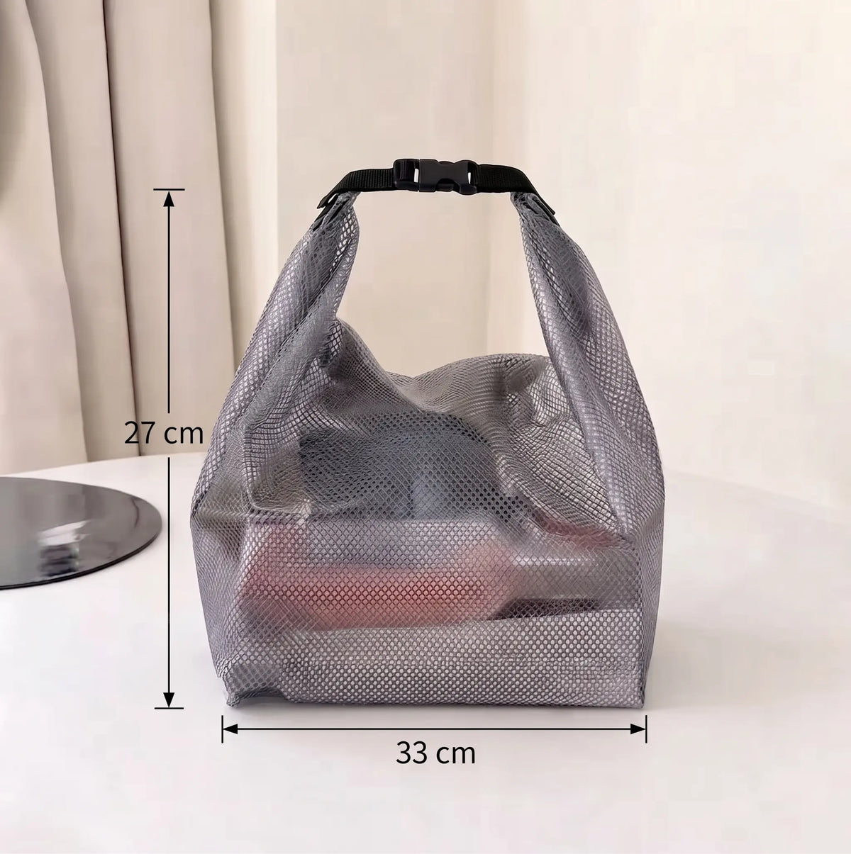 Trousse toilette en maille imperméable noir L 
